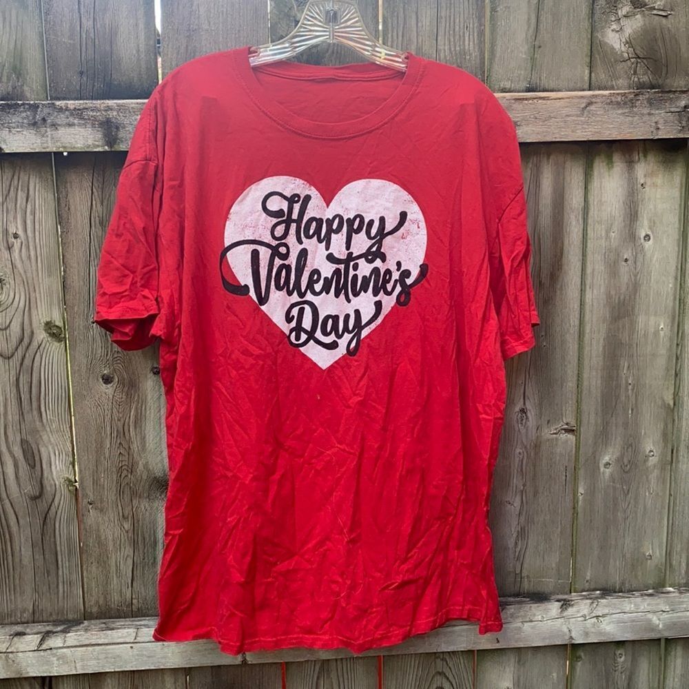 Valentines Day tee sz. L